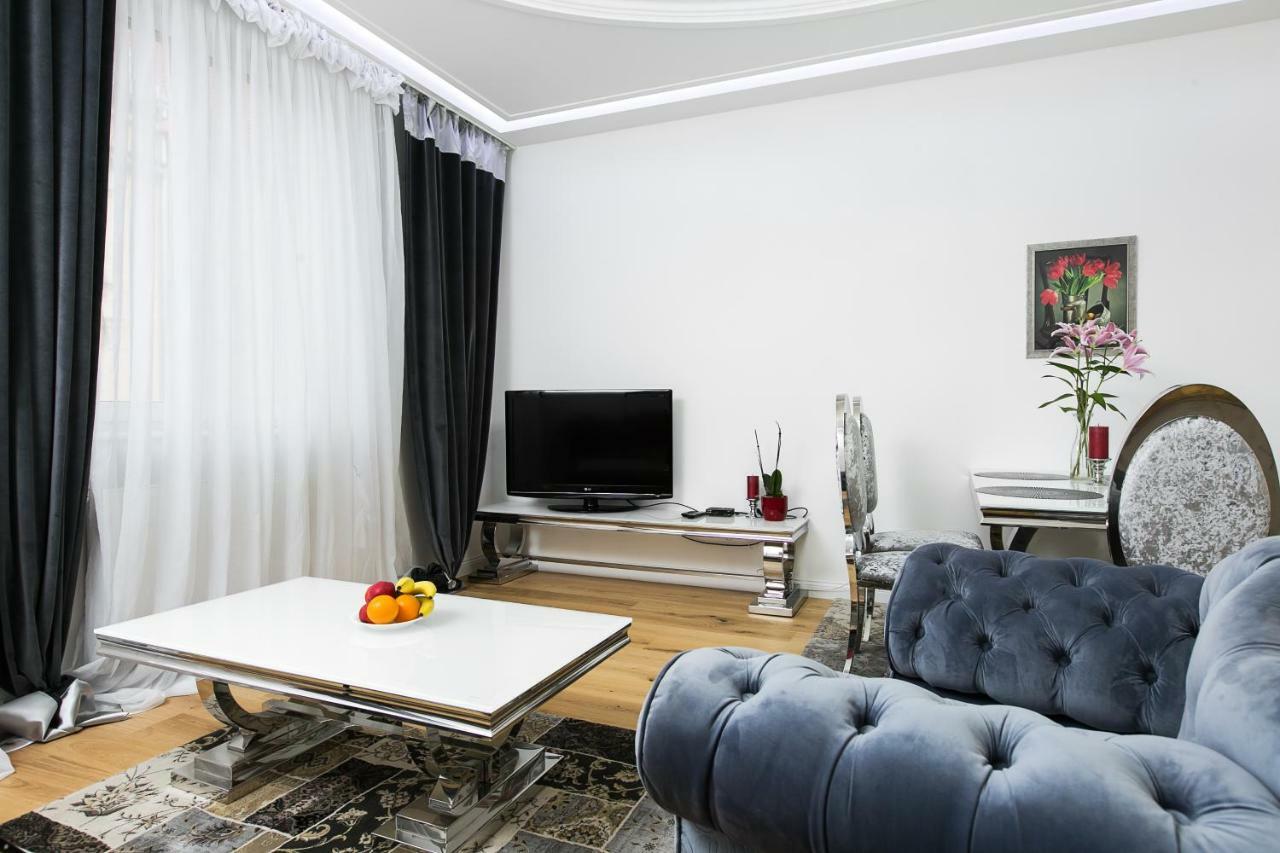 Old Town Cristal Apartment By Otium Krakau Exterior foto