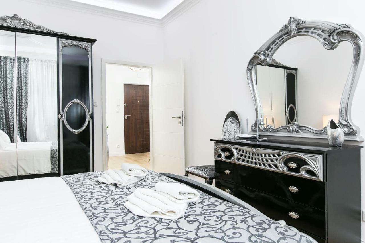 Old Town Cristal Apartment By Otium Krakau Exterior foto