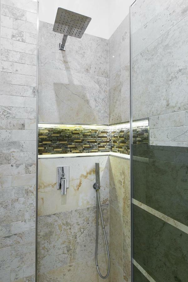 Old Town Cristal Apartment By Otium Krakau Exterior foto